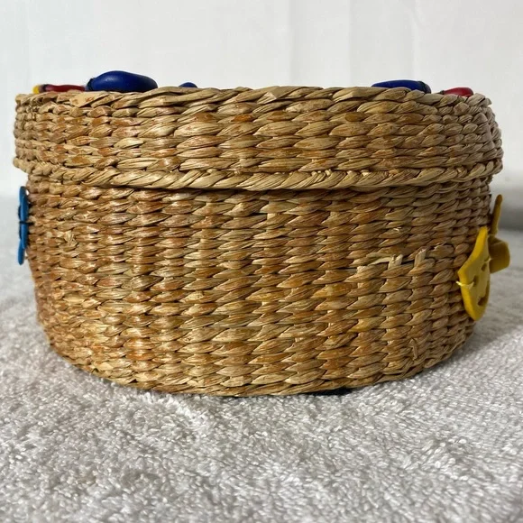 Vintage “Sarah’s Stuff” Decorated Small Round Basket With Lid - Picture 6 of 12